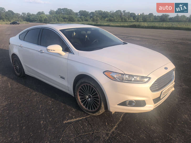 Седан Ford Fusion 2016 в Виннице