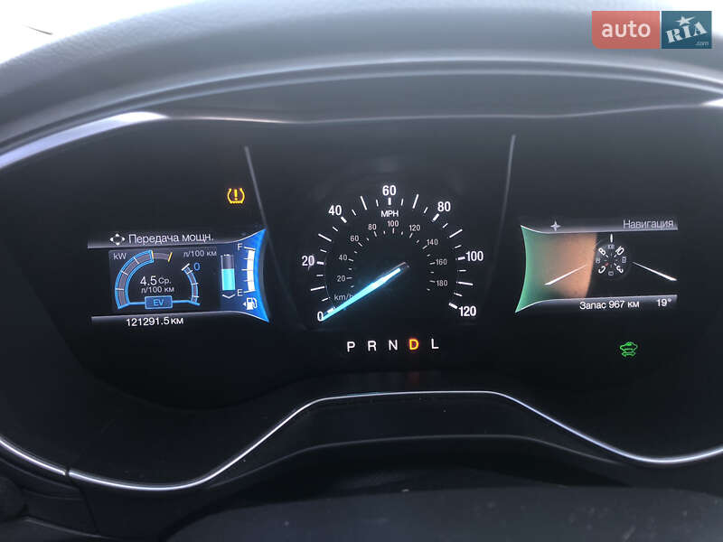 Седан Ford Fusion 2016 в Виннице