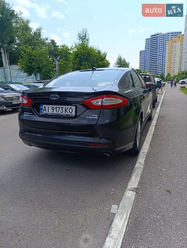 Седан Ford Fusion 2013 в Киеве