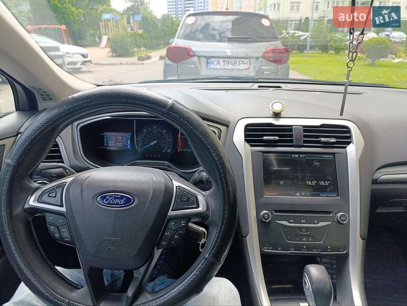 Седан Ford Fusion 2013 в Киеве