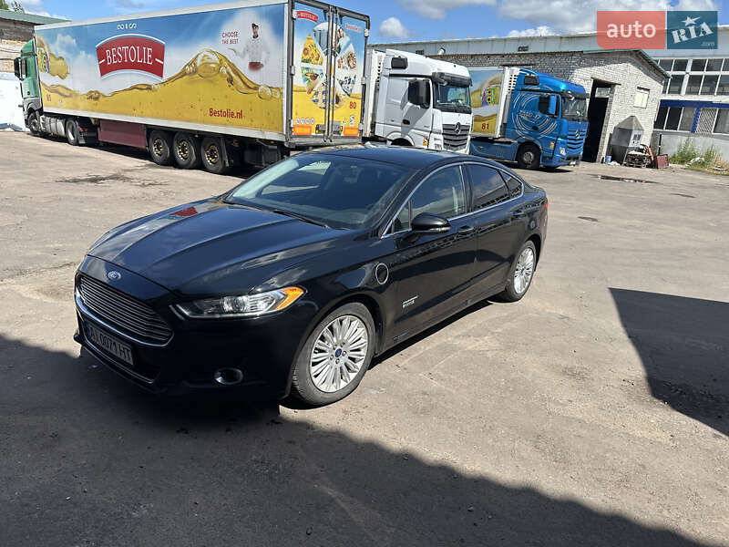 Седан Ford Fusion 2015 в Броварах