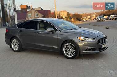 Седан Ford Fusion 2014 в 