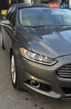 Седан Ford Fusion 2014 в 