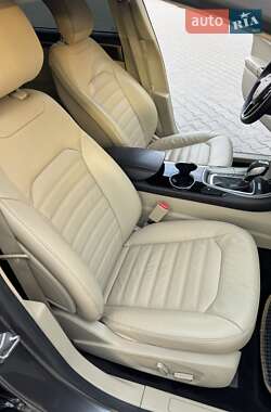 Седан Ford Fusion 2014 в 
