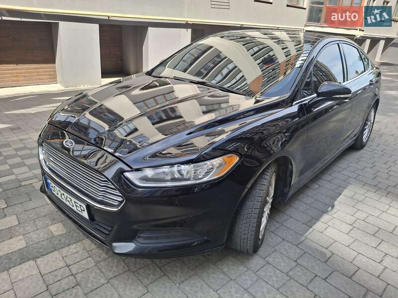 Седан Ford Fusion 2015 в Ивано-Франковске