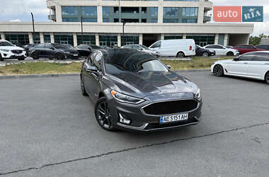 Седан Ford Fusion 2019 в Днепре