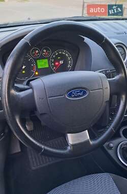 Хэтчбек Ford Fusion 2006 в 