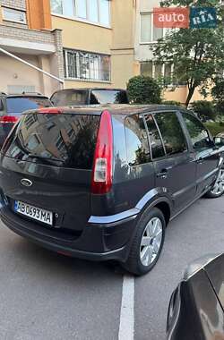 Хэтчбек Ford Fusion 2006 в 
