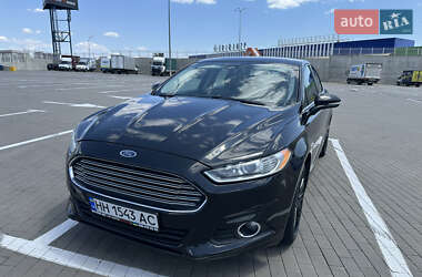 Седан Ford Fusion 2013 в 