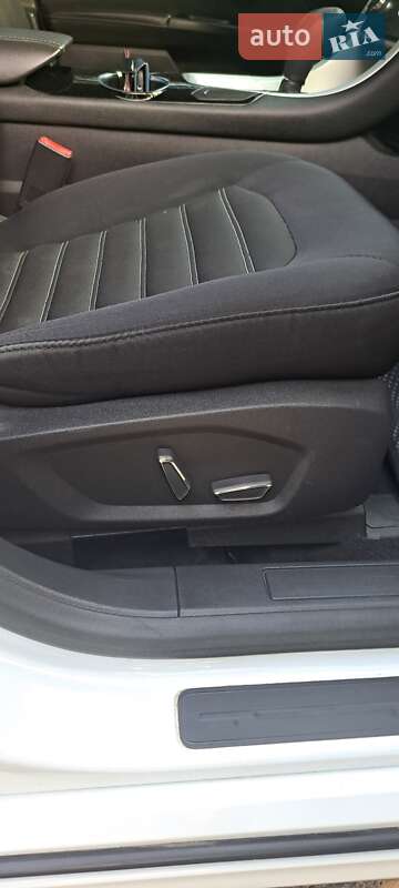Седан Ford Fusion 2014 в Виннице