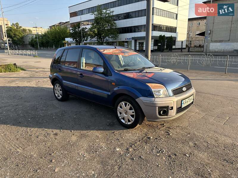 Хэтчбек Ford Fusion 2006 в Киеве