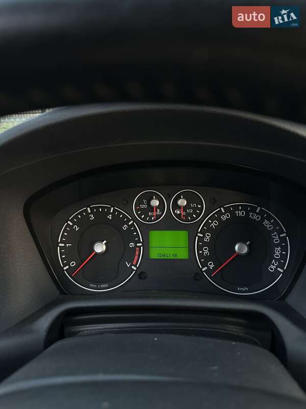 Хэтчбек Ford Fusion 2006 в Киеве