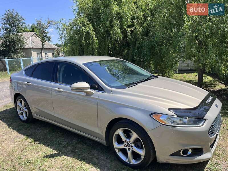 Ford Fusion 2015