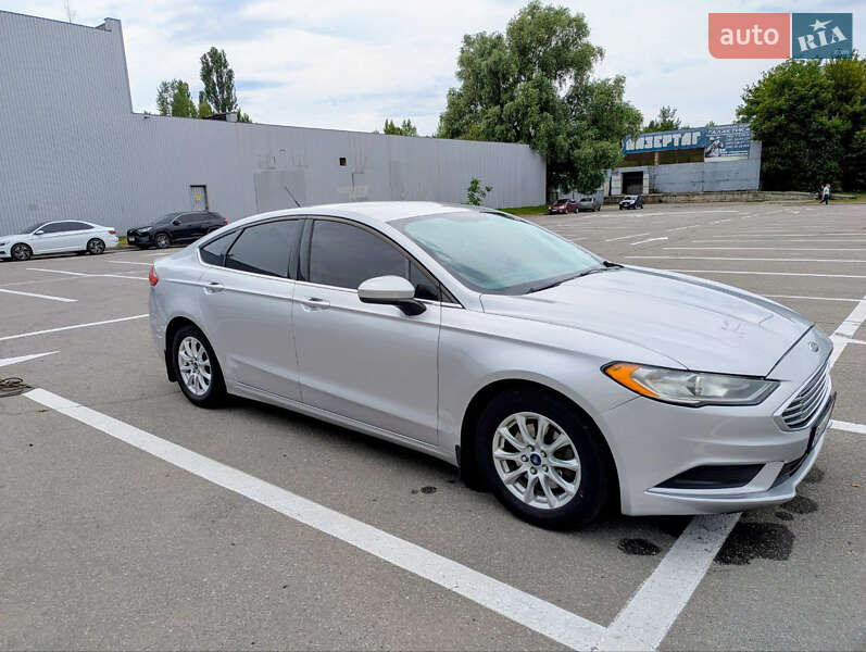 Ford Fusion 2016