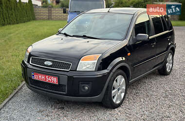 Хэтчбек Ford Fusion 2008 в 