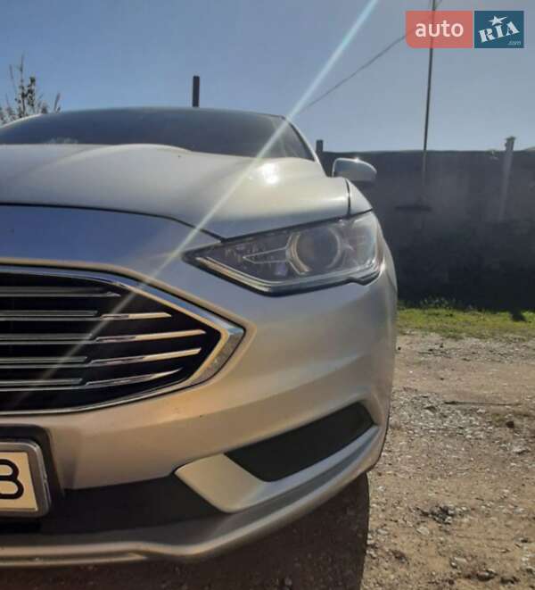 Седан Ford Fusion 2016 в Павлограде