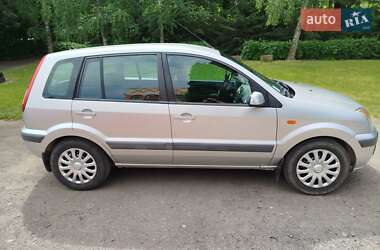Хэтчбек Ford Fusion 2007 в 