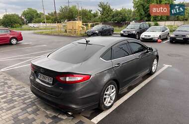 Седан Ford Fusion 2015 в Чернигове