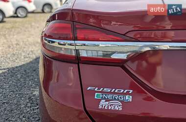Седан Ford Fusion 2016 в 