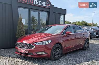 Седан Ford Fusion 2016 в Львові