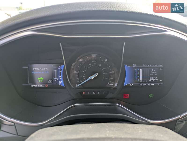 Седан Ford Fusion 2016 в Львове