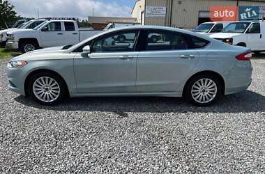 Седан Ford Fusion 2013 в 