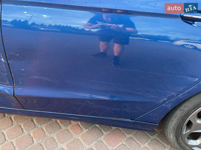 Седан Ford Fusion 2016 в Львове