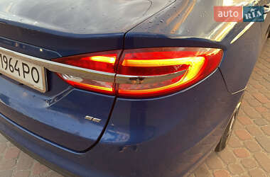Седан Ford Fusion 2016 в 