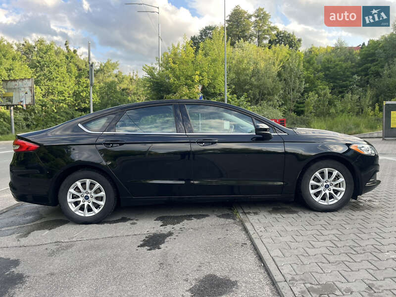 Седан Ford Fusion 2017 в Киеве