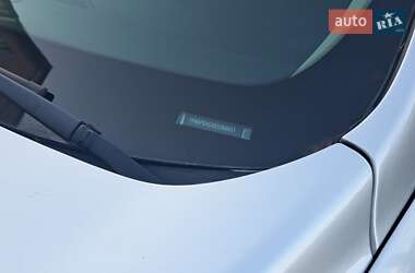 Седан Ford Fusion 2013 в 