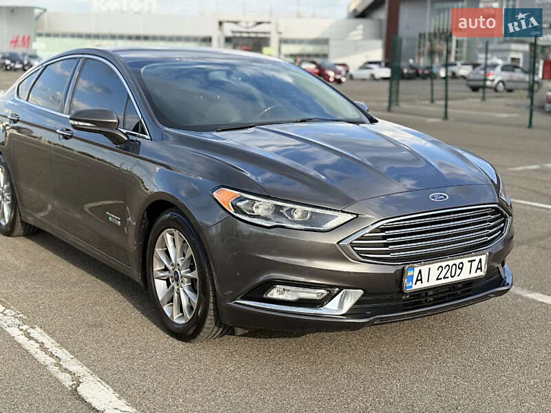 Седан Ford Fusion 2016 в Киеве