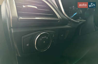 Седан Ford Fusion 2016 в 