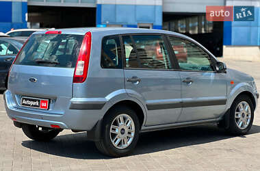 Хэтчбек Ford Fusion 2007 в 