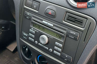 Хэтчбек Ford Fusion 2007 в 