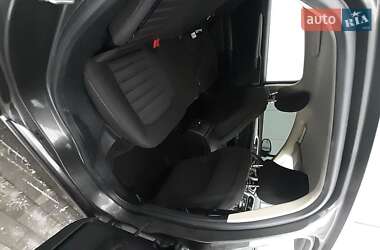 Седан Ford Fusion 2016 в 