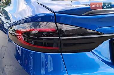 Седан Ford Fusion 2017 в 