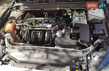 Седан Ford Fusion 2014 в 