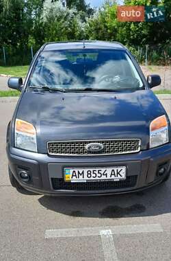 Хэтчбек Ford Fusion 2009 в 
