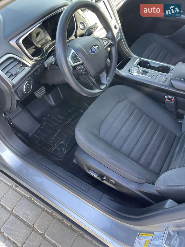 Седан Ford Fusion 2020 в Одессе