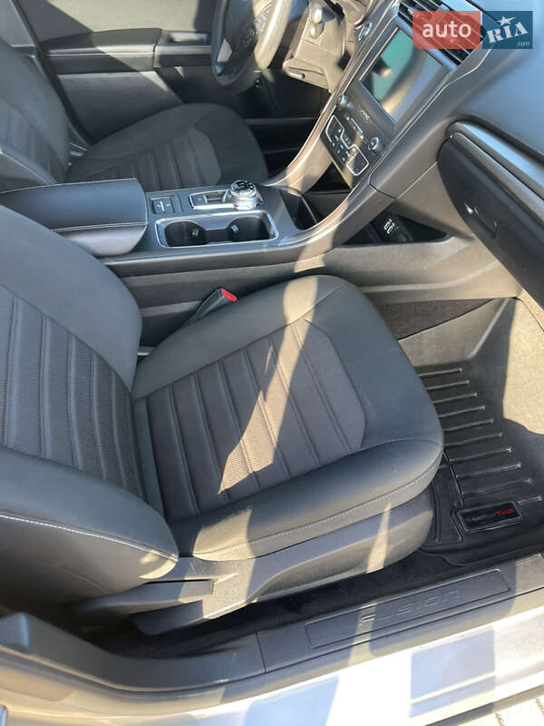 Седан Ford Fusion 2020 в Одессе