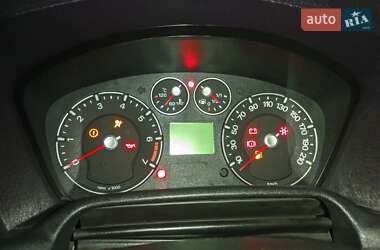 Хэтчбек Ford Fusion 2007 в 