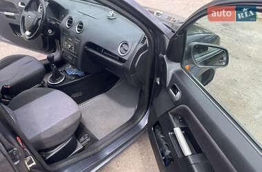 Хэтчбек Ford Fusion 2007 в 