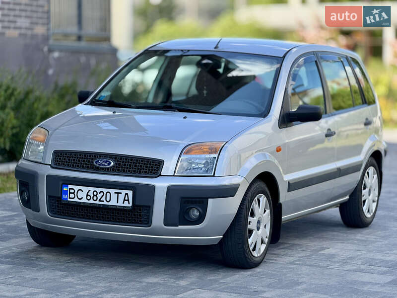 Хэтчбек Ford Fusion 2007 в Львове