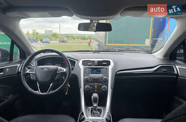 Седан Ford Fusion 2014 в 