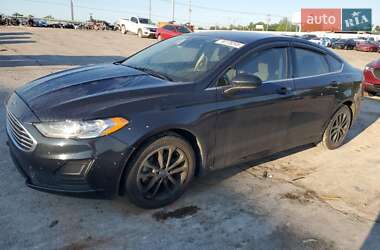 Ford Fusion 2020