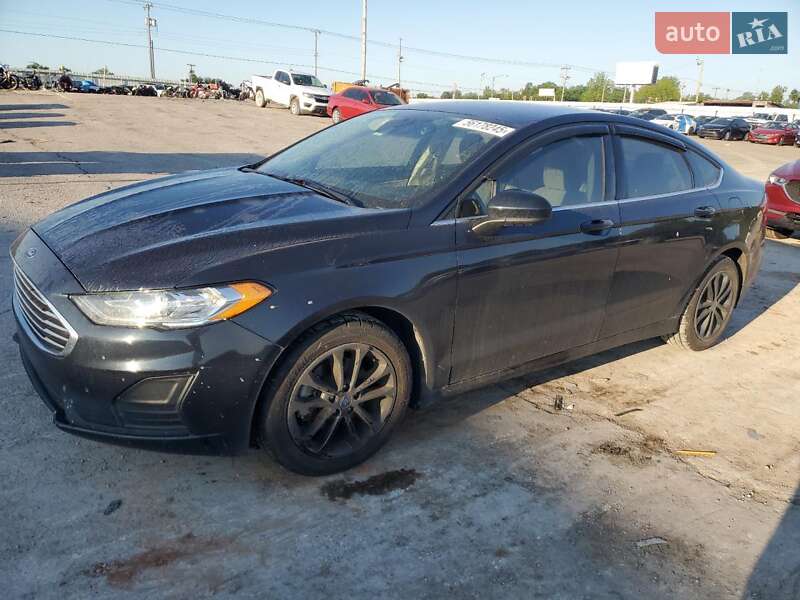 Седан Ford Fusion 2020 в 