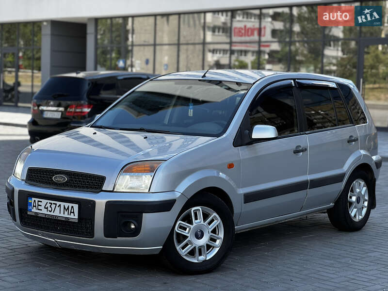 Хэтчбек Ford Fusion 2007 в Днепре