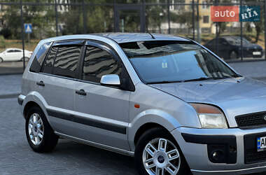 Хэтчбек Ford Fusion 2007 в 