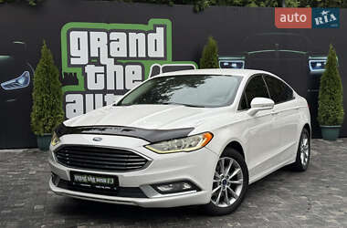 Седан Ford Fusion 2016 в 