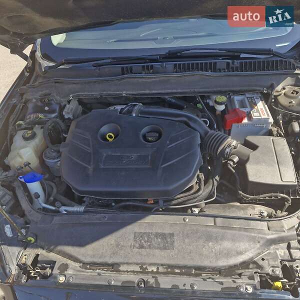 Седан Ford Fusion 2014 в Бахмаче